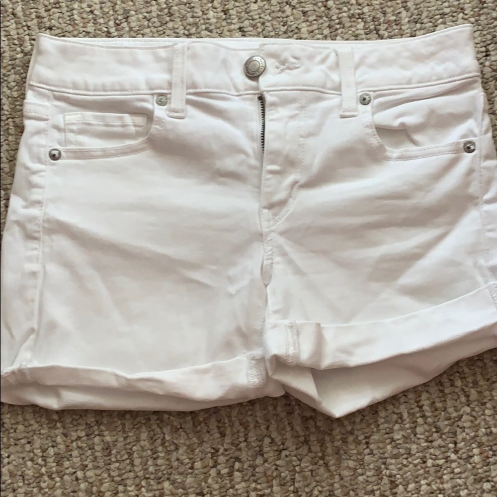 White American Eagle jean shorts